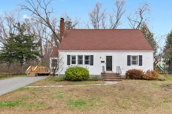 57 Glenwood St, North Andover, MA 01845