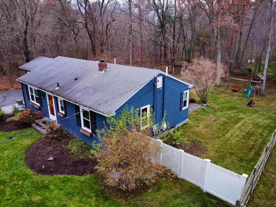 107 Birchwood Dr, North Attleboro, MA 02763 - Image #3