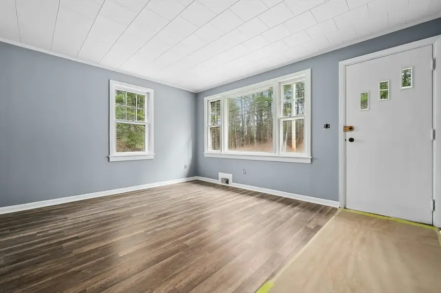 38 S Spencer Rd, Spencer, MA 01562 - Image #3