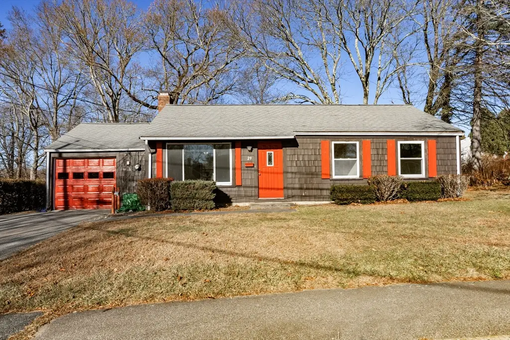 29 Woodedge Ave, Braintree, MA 02184 - Image #1