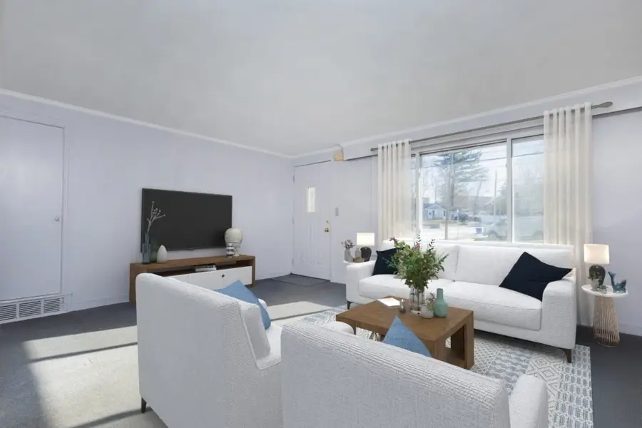 29 Woodedge Ave, Braintree, MA 02184 - Image #2