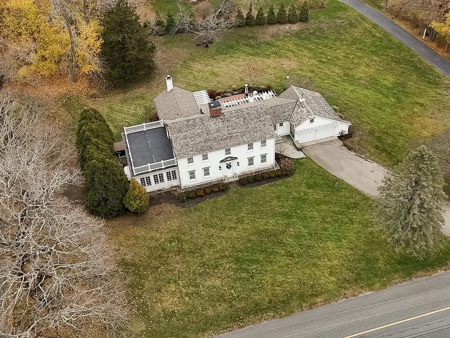 32 Harrison St, Duxbury, MA 02332 - Image #2