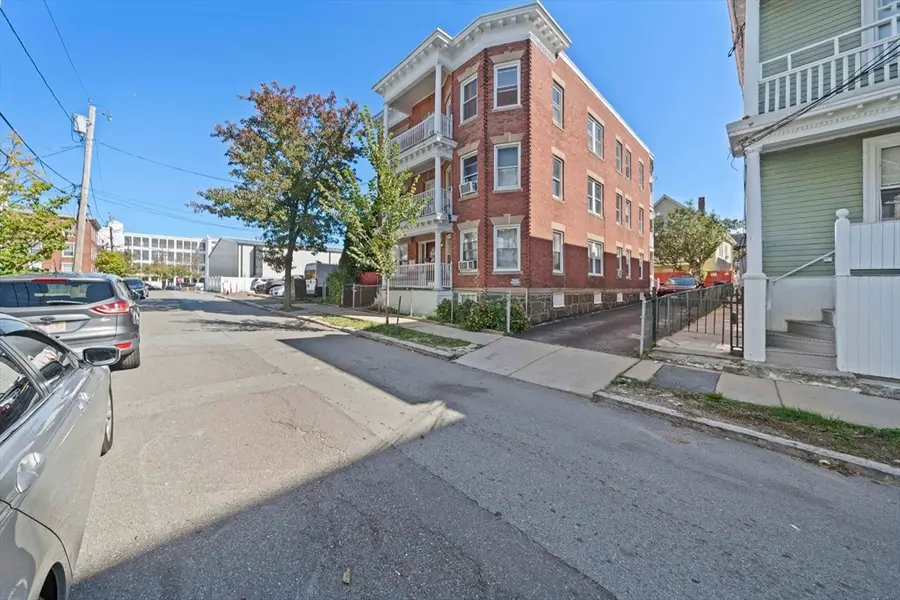 25 Perkins St, Salem, MA 01970 - Image #2