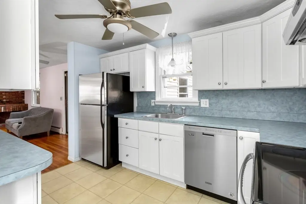 955 Summer Street, Franklin, MA 02038 - Image #1