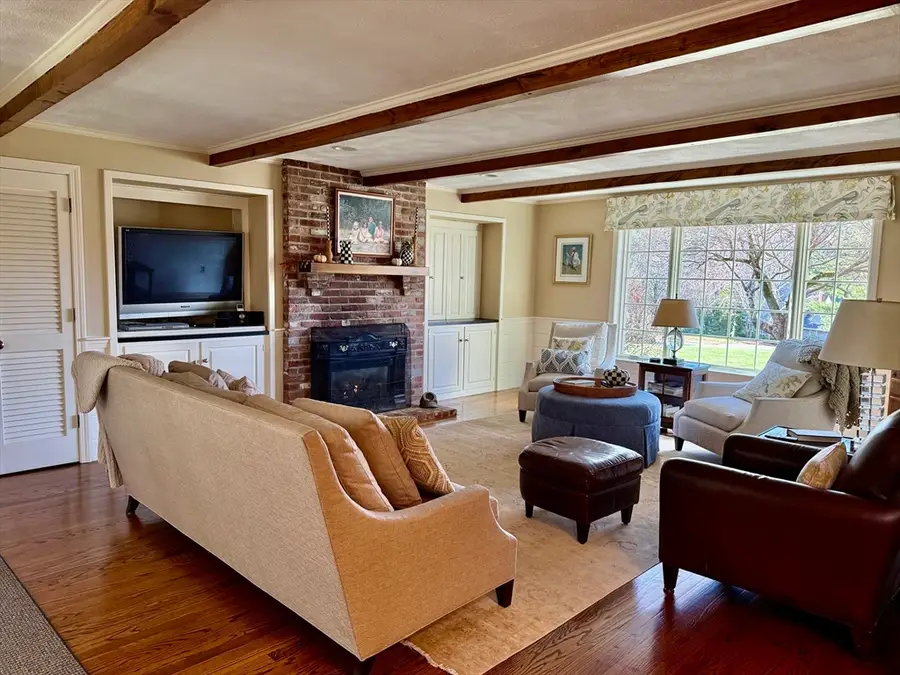 23 Algonquin Road, Medfield, MA 02052 - Image #2