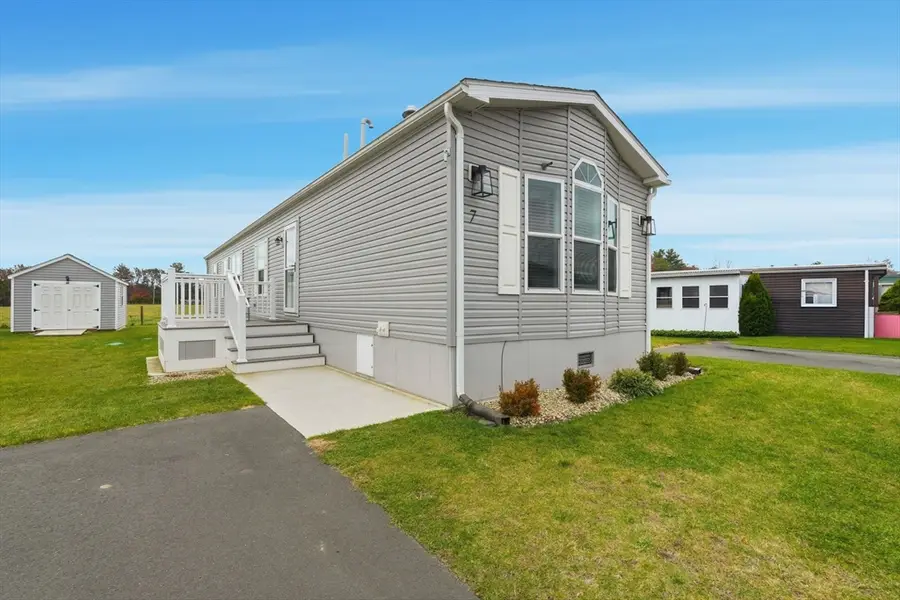 7 1st Ave, Westfield, MA 01085 - Image #3