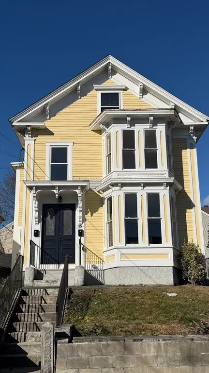 15 Varney, Lowell, MA 01854