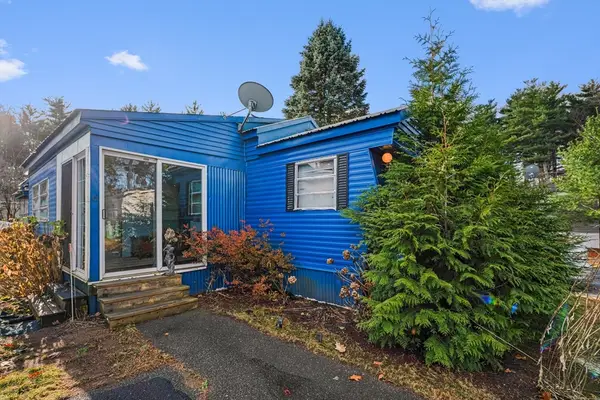 6 B, Merrimac, MA 01860