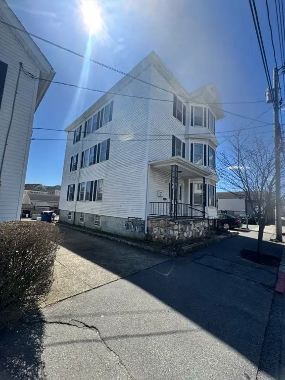 136 Dartmouth St, New Bedford, MA 02740 - Image #2
