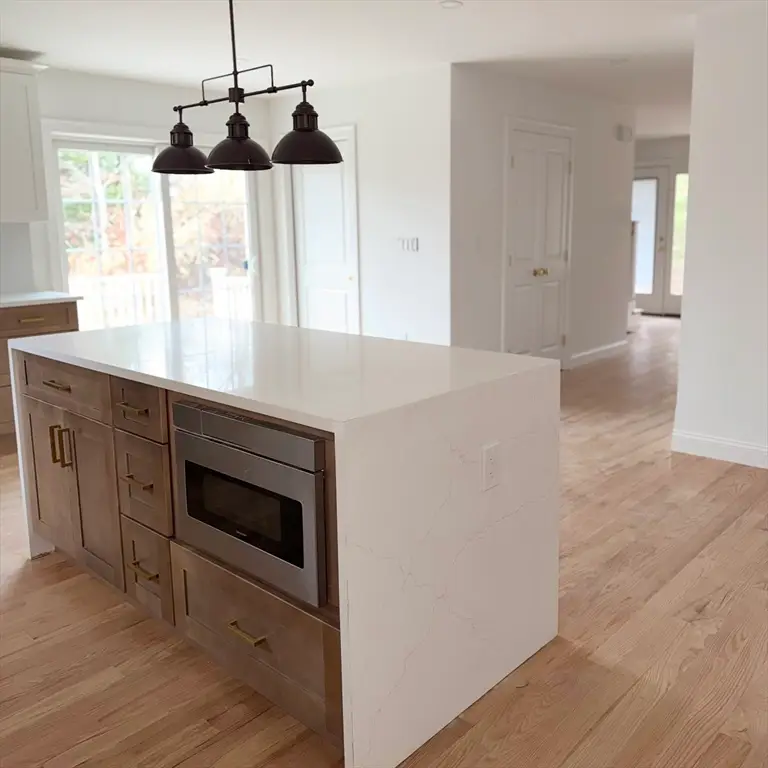 580 Broad St #2, Bridgewater, MA 02324 - Image #1