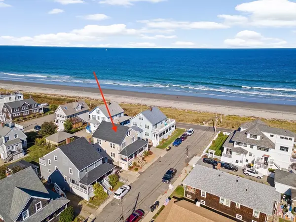 79 F St, Hull, MA 02045