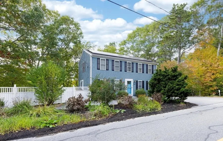 160 Algonquin Ave, Mashpee, MA 02649 - Image #3