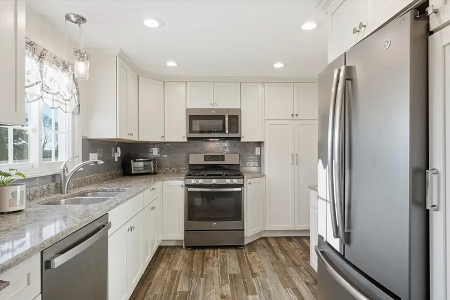 387 Massachusetts Ave, North Andover, MA 01845 - Image #3