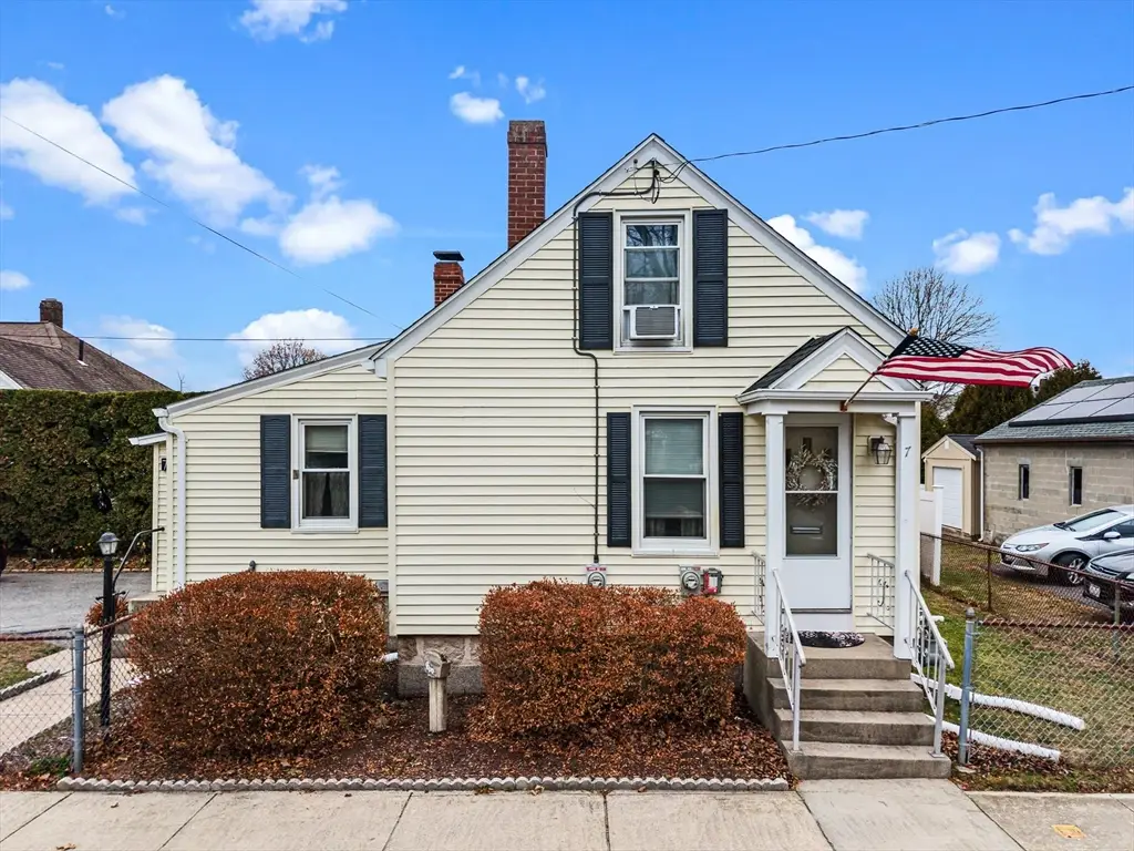 7 Winter St, New Bedford, MA 02740 - Image #1