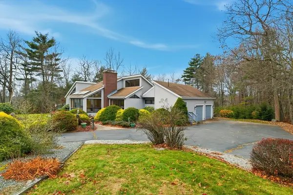 140 Waverly Rd, Ludlow, MA 01056