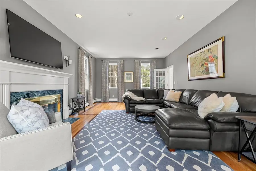 20 Herrick Dr, Milton, MA 02186 - Image #3