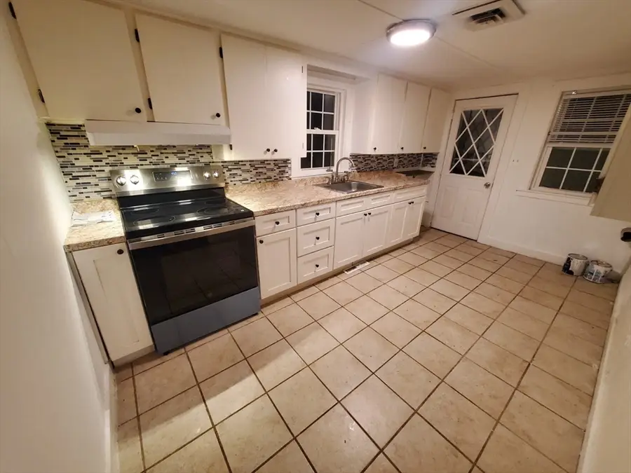 23 Lantern Lane, Halifax, MA 02338 - Image #3