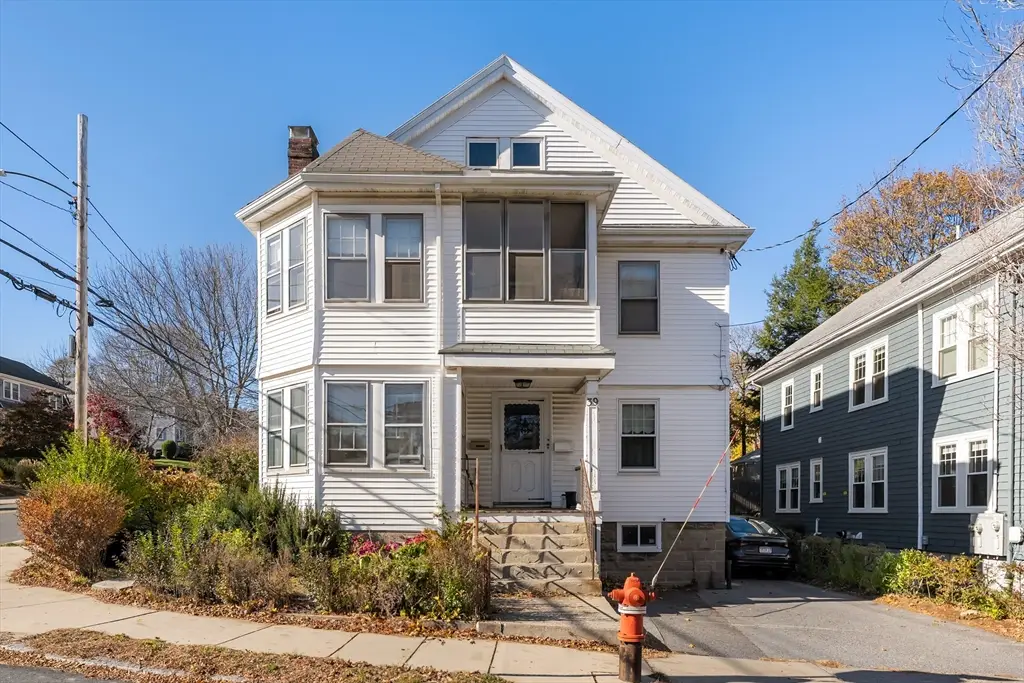 39 Newport St, Arlington, MA 02476 - Image #1