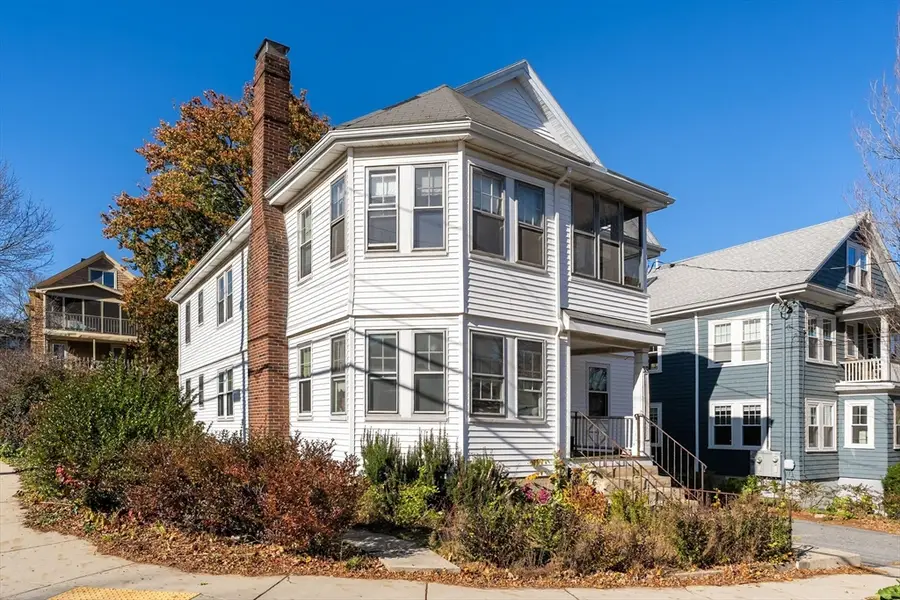 39 Newport St, Arlington, MA 02476 - Image #2
