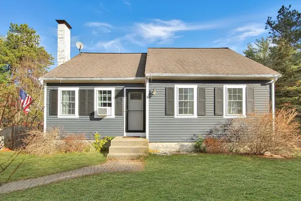 1 Maureen Way, Plymouth, MA 02360