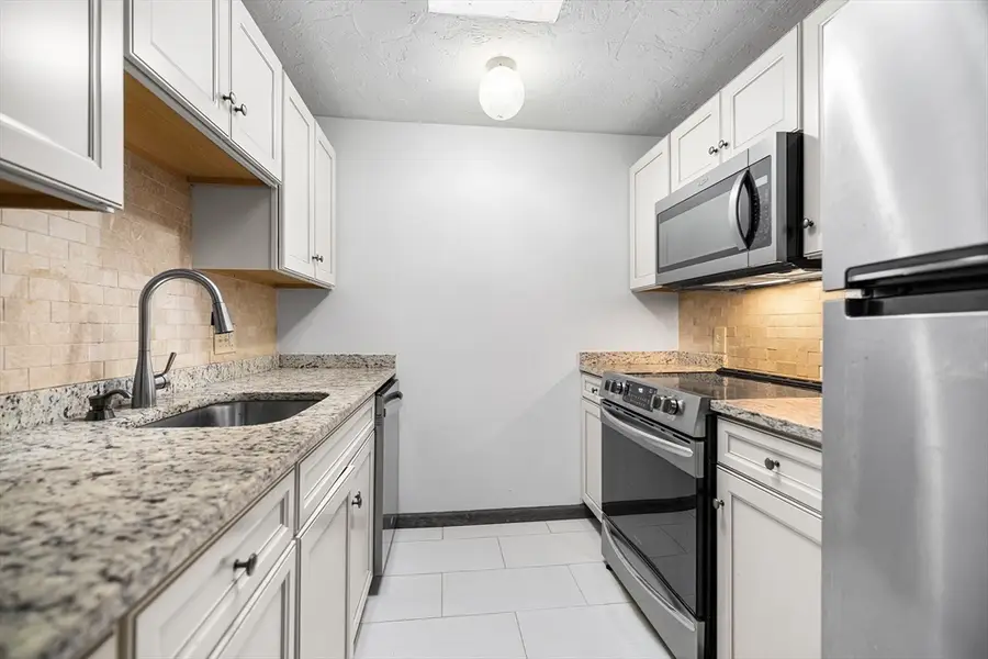 10 Mill St #B, Maynard, MA 01754 - Image #3