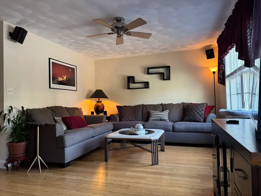 81 Salem Rd #102, Billerica, MA 01821 - Image #2