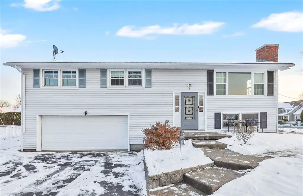 6 Quincy St, Ludlow, MA 01056 - Image #1