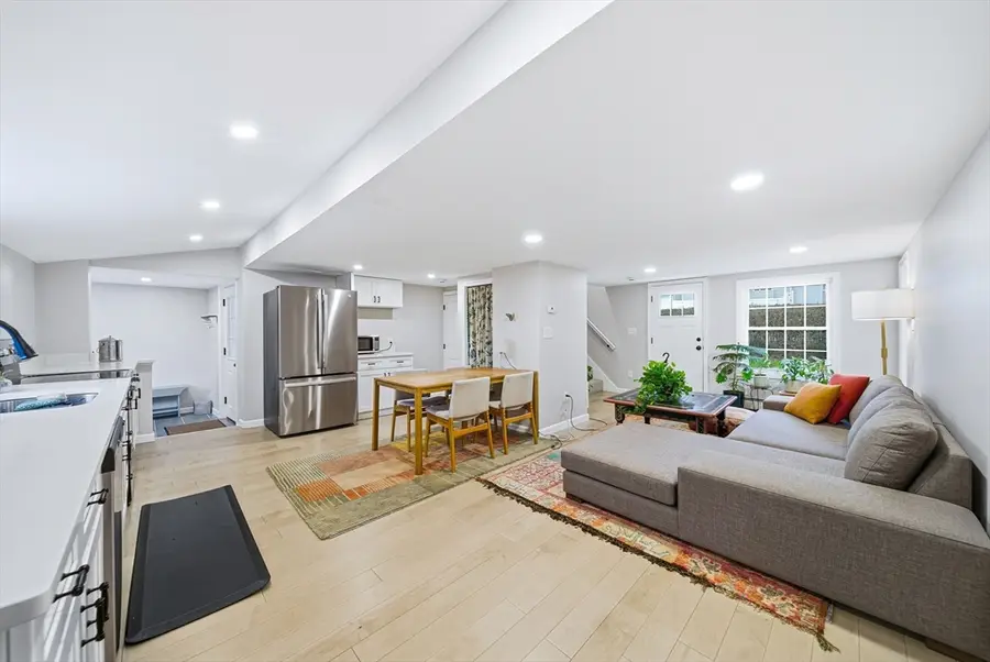 30 Davenport St, Worcester, MA 01610 - Image #3