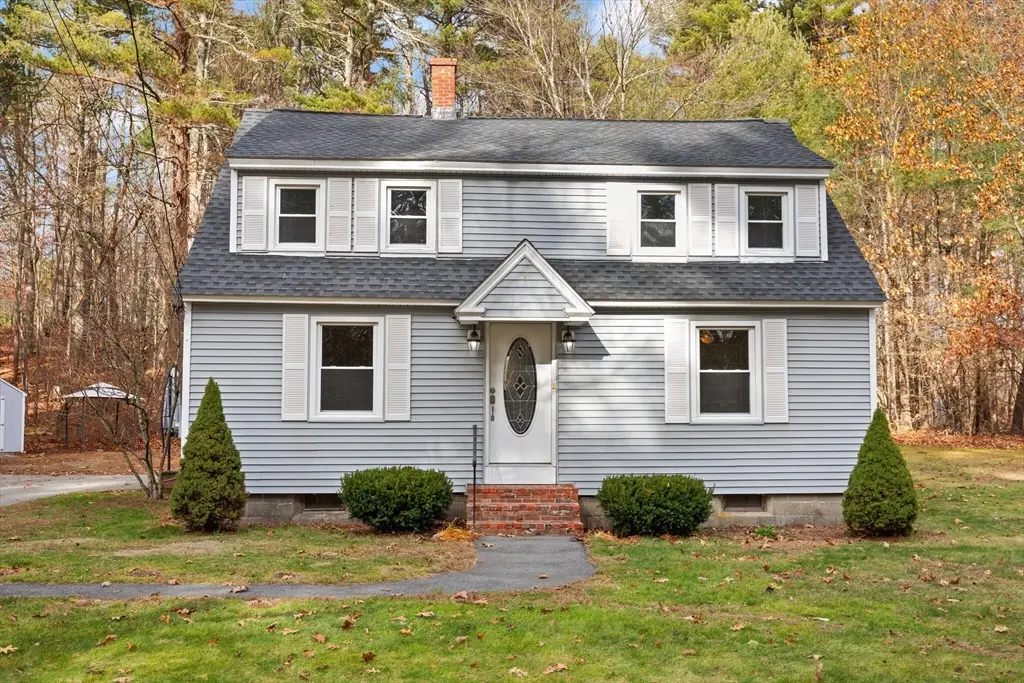 319 Pleasant St, Dunstable, MA 01827 - Image #1