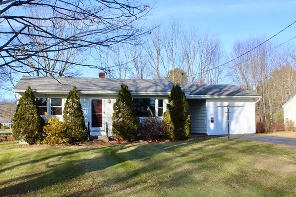 33 Eastern Ave, Deerfield, MA 01373