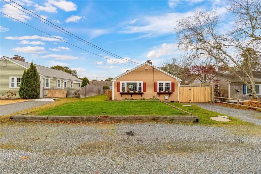 18 Holiday Ln, Dennis Port, MA 02639 - Image #3