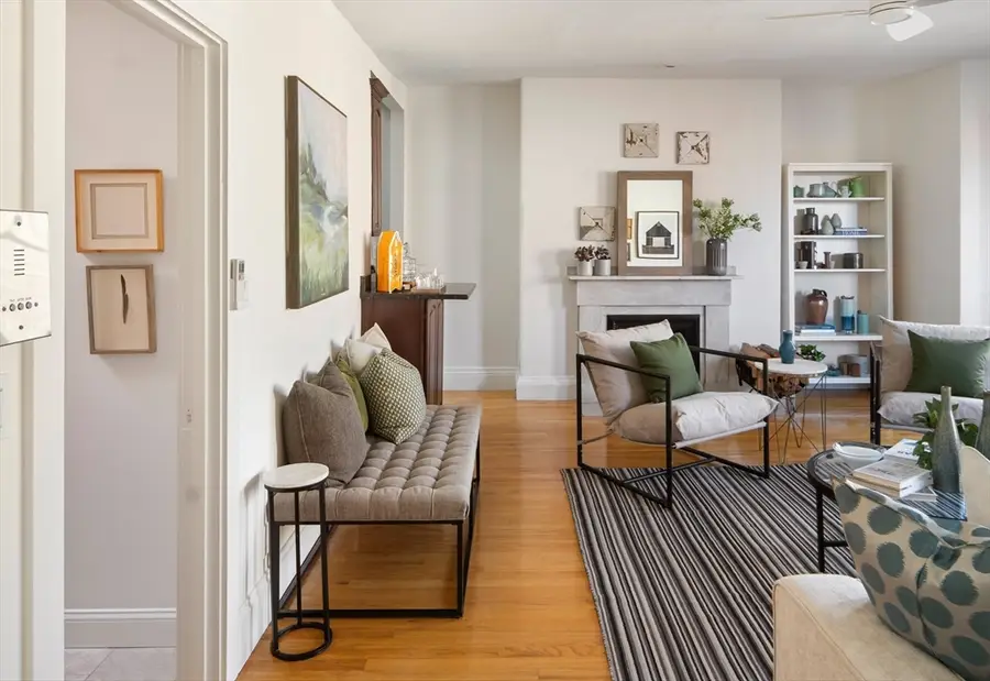 413 Beacon Street #5, Boston, MA 02115 - Image #3