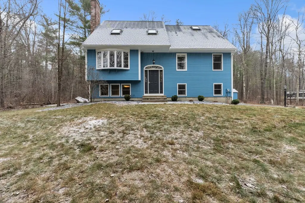 9 Michael Ln, Sterling, MA 01564 - Image #1