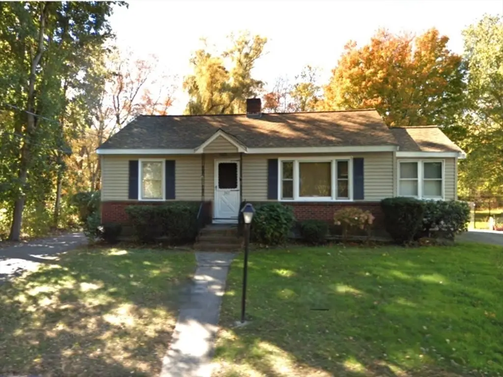 347 Ash St, Reading, MA 01867 - Image #1