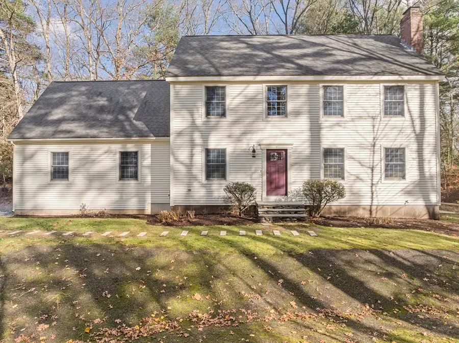 107 Henry St, Uxbridge, MA 01569 - Image #2