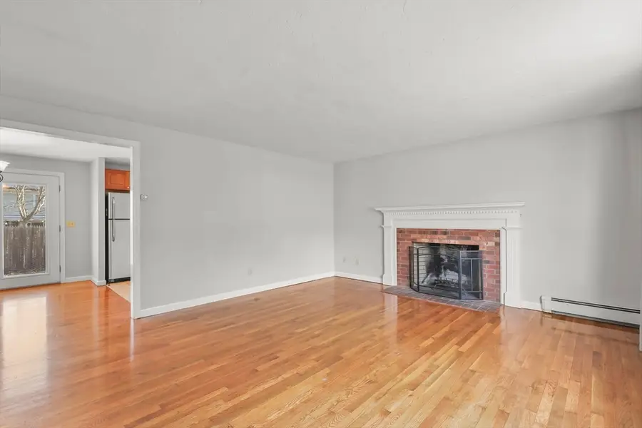 45 Pequot Road, Mashpee, MA 02469 - Image #3