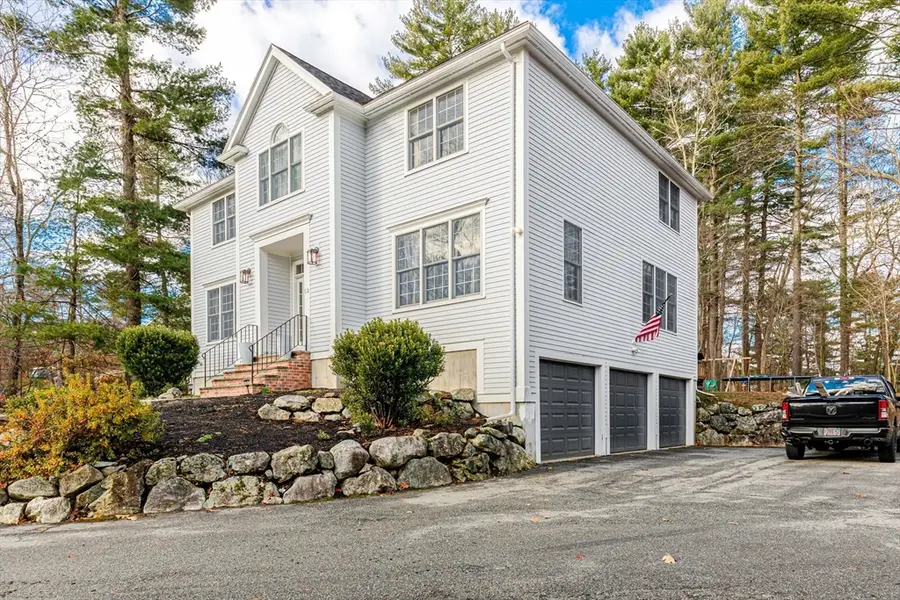 53 Emily Ln, Rowley, MA 01969 - Image #3