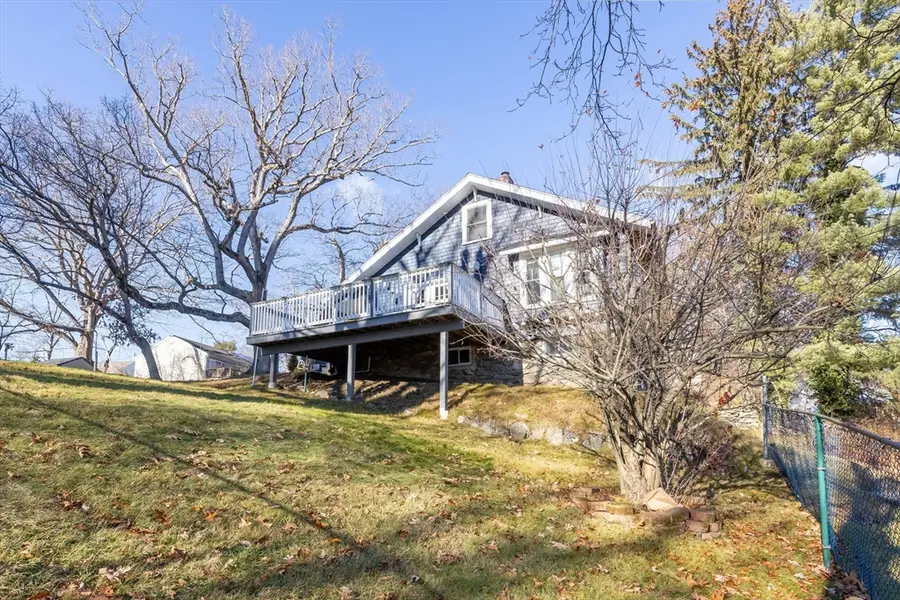 2 Mystic St, Worcester, MA 01607 - Image #2