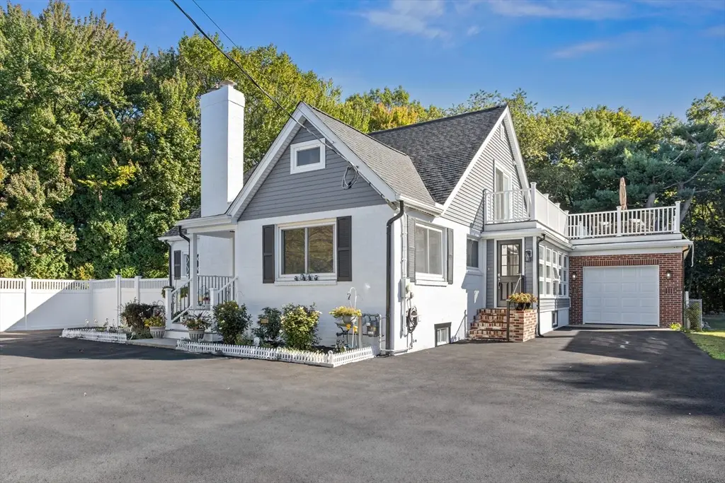 42 Walnut St, Saugus, MA 01906 - Image #1
