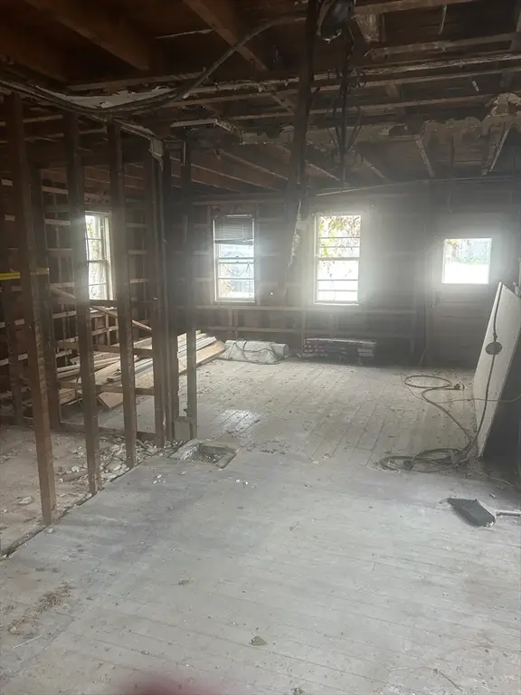 233 Marion Rd, Wareham, MA 02571 - Image #2