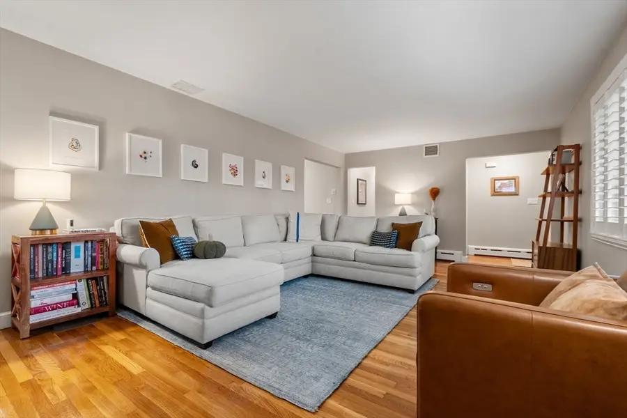 268 Laurel St, Melrose, MA 02176 - Image #2