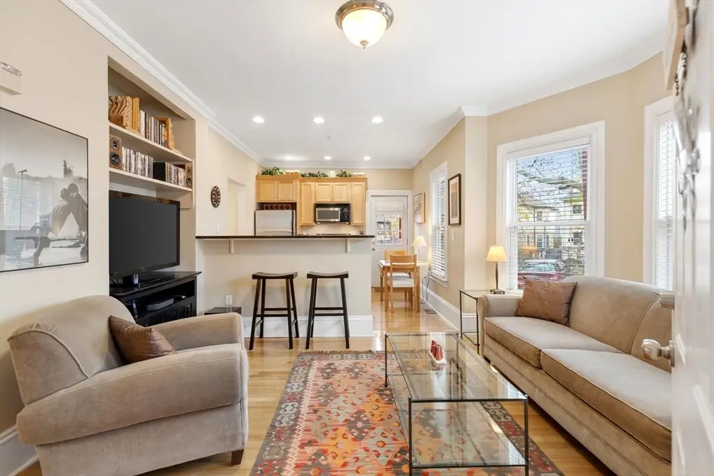 561 Broadway #C1, Somerville, MA 02145 - Image #1