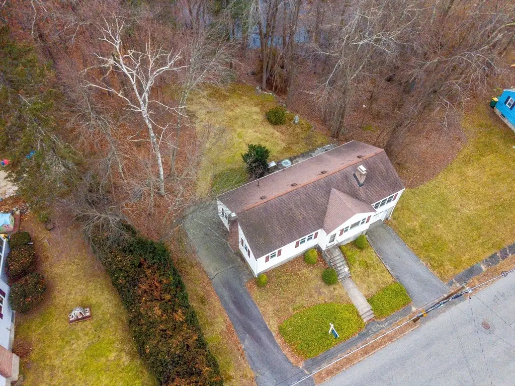 7 Grace Rd, Woburn, MA 01801 - Image #1