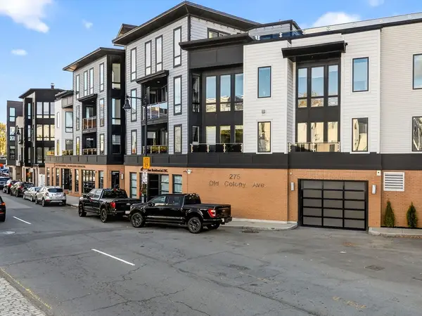 275 Old Colony Ave #6, Boston, MA 02127