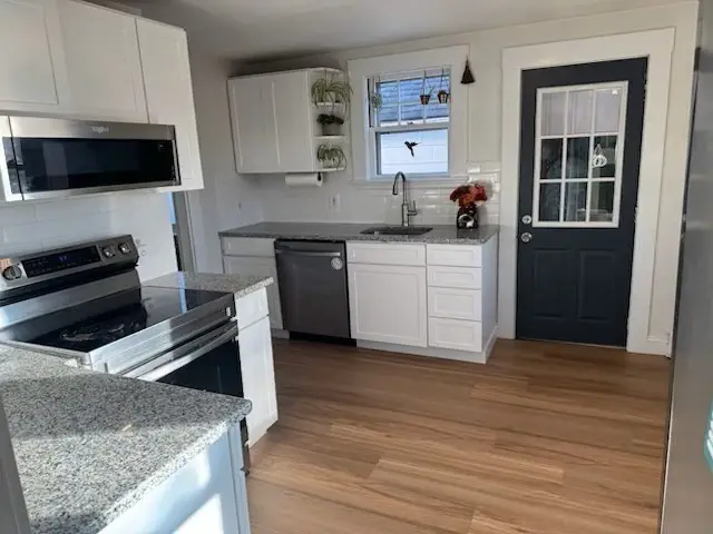 18 Burroughs Road, North Reading, MA 01864 - Image #3