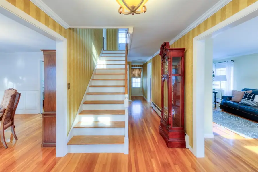 3 Shoreham St, Worcester, MA 01605 - Image #3