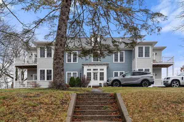 50 Market St #2, Ipswich, MA 01938