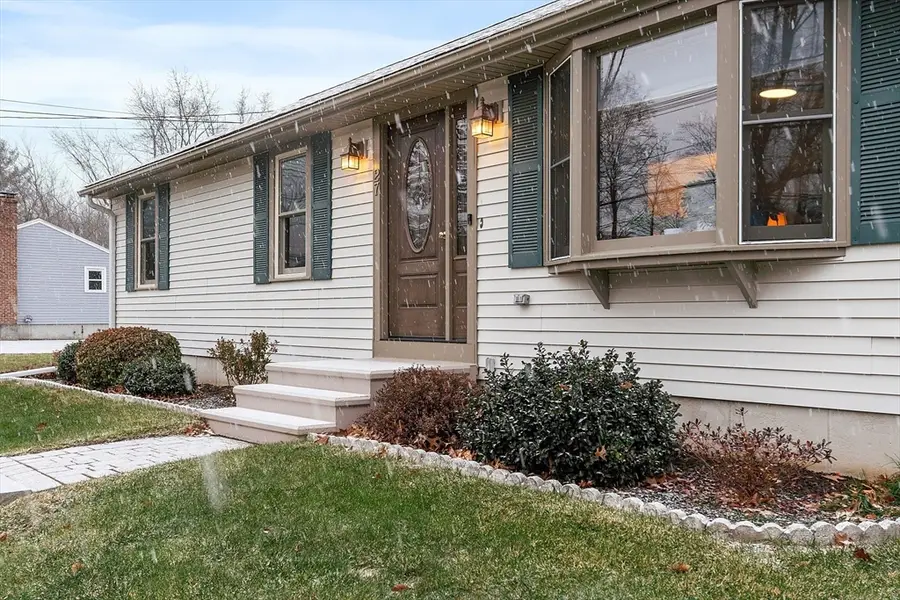 27 Lancaster Rd, Shirley, MA 01464 - Image #3