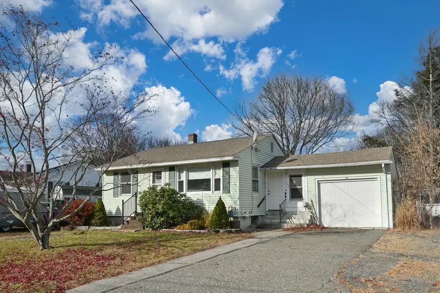 42 Beresford St, Lawrence, MA 01843 - Image #2