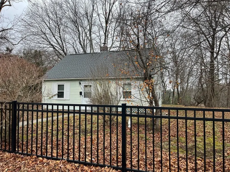 32 Doty Dr, Stoughton, MA 02072 - Image #3